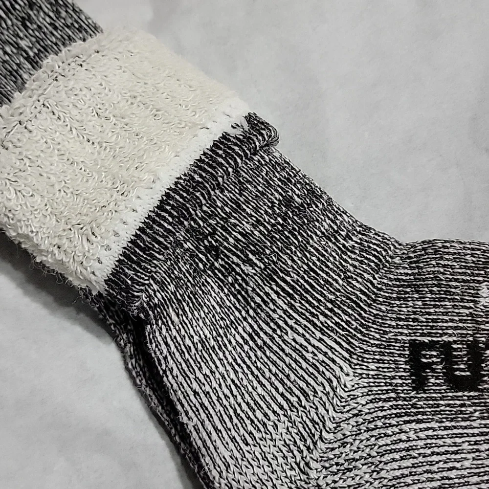 Nwt 3 Pair Merino Wool Fun Toes Kids Socks Cushioned Skiing Hiking Winter Snow